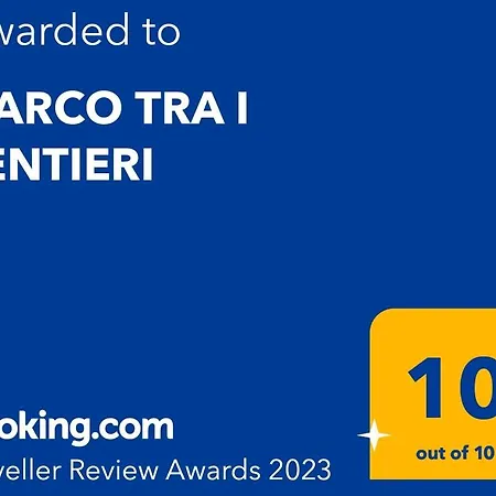 L'arco Tra I Sentieri Semesterbostad