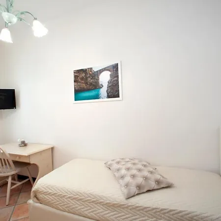 Semesterbostad L'arco Tra I Sentieri Agerola