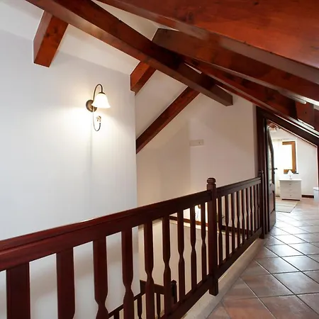 Semesterbostad L'arco Tra I Sentieri Agerola