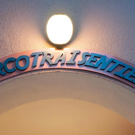 L'arco Tra I Sentieri Semesterbostad Agerola