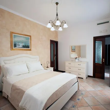 Holiday home L'arco Tra I Sentieri