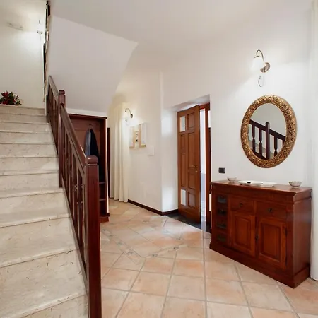 Holiday home L'arco Tra I Sentieri *